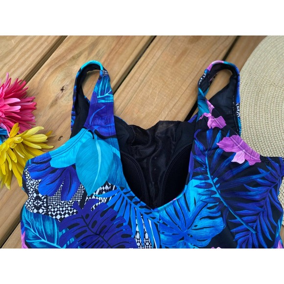 Swimsuits for All Swimsuit 16 Sarong Front One Piece NEW - Picture 4 of 9